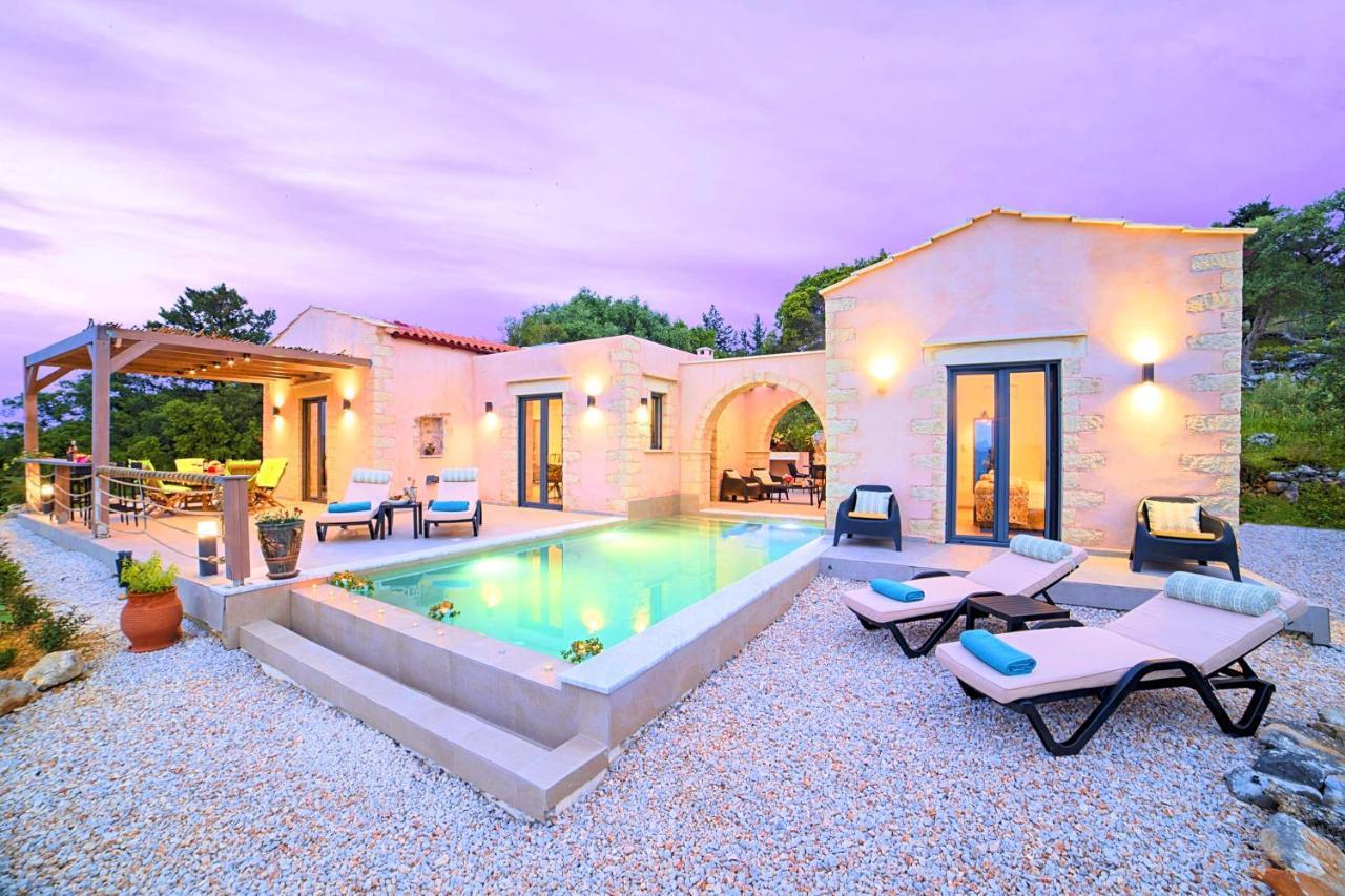 Villa Vardis Heated Pool Vryses Exteriör bild